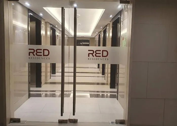 Red Makati-cozy Unit With Balcony Apartment *